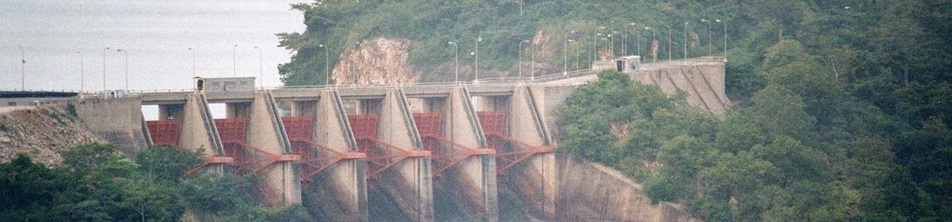 Akosombo Dam, as seen from Volta Hotel (c) Remo Kurka, Akosombo, Ghan